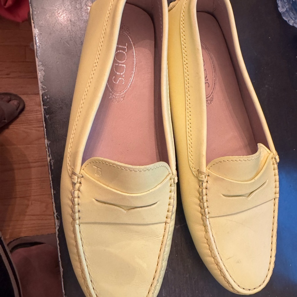 Tod's Lemon Yellow Women's Flats